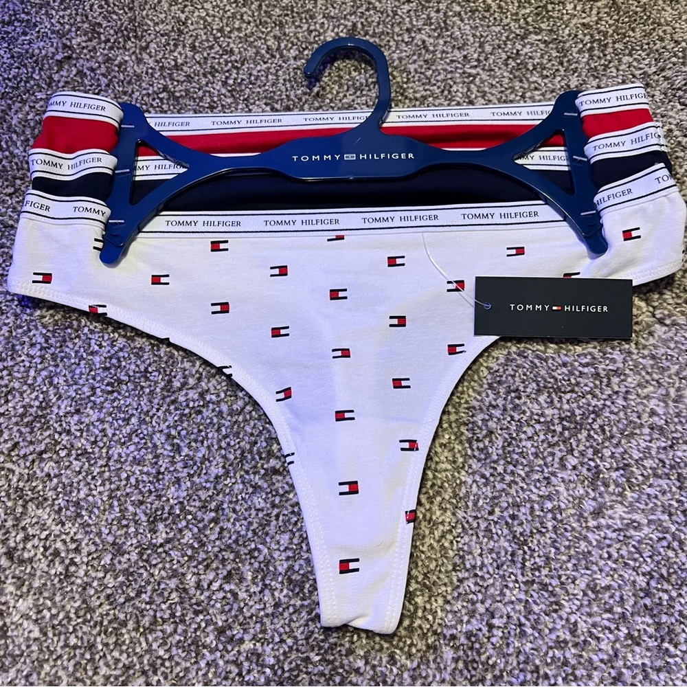 🌴Women’s Tommy Hilfiger 3 Pack Thong Panties